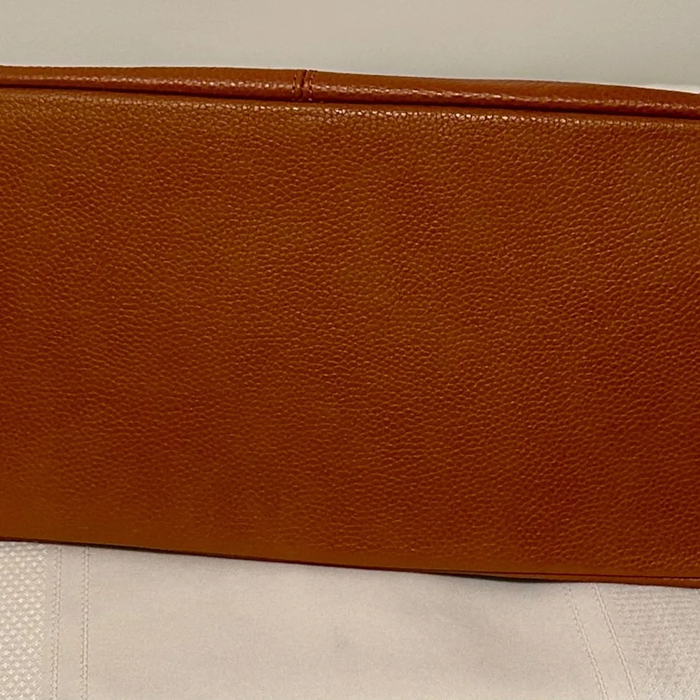 Kattee Leather Tote Bag - Picture 3 of 6